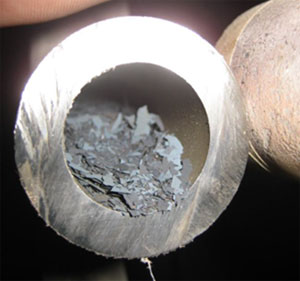magnetite-flakes-in-lower-tube-bend
